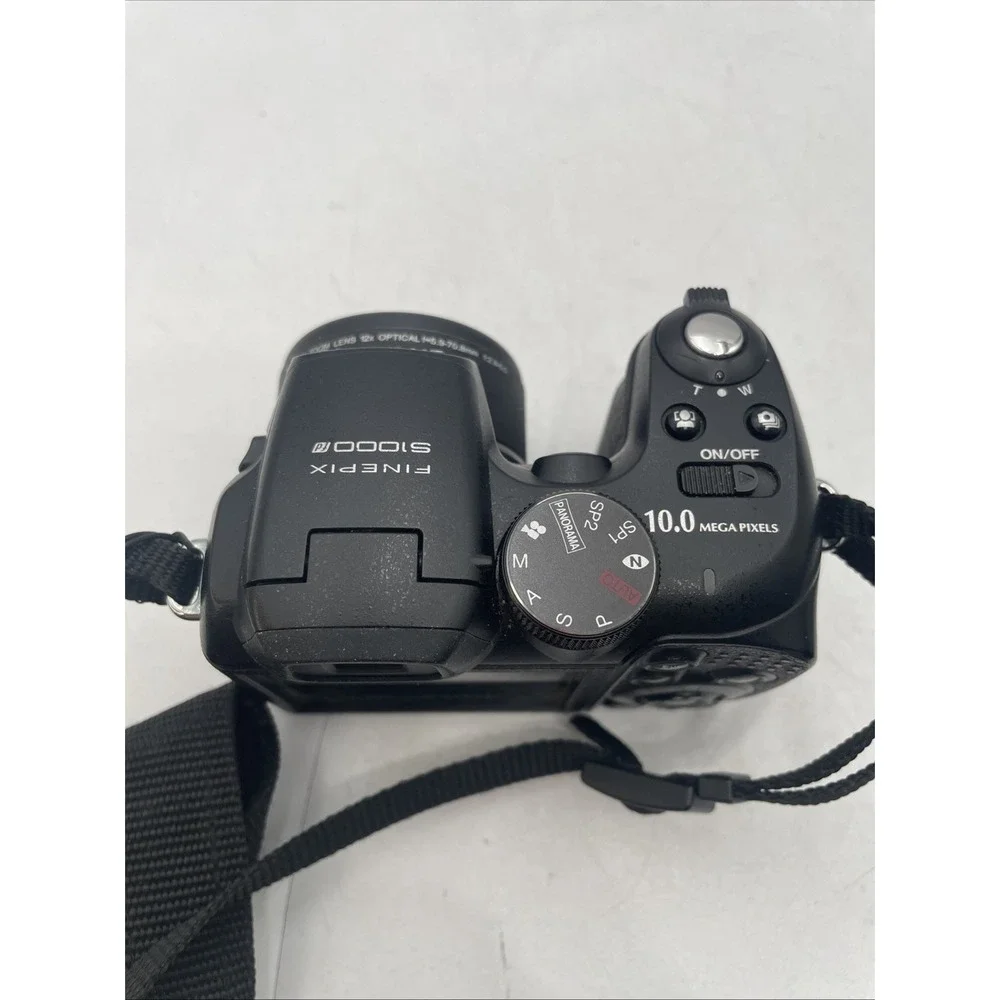 Fujifilm FinePix S1000fd Digital Camera 10.0MP 12X Zoom+Batteries+SD Card-TESTED